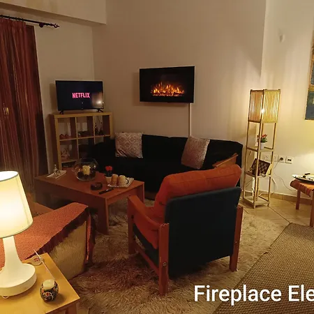 Delphion House Apartman *