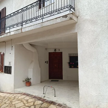 Appartement Delphion House *